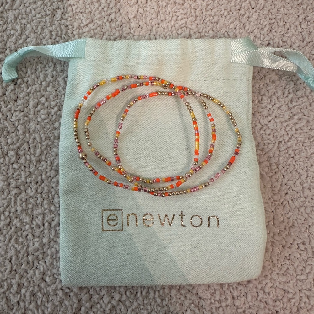 3 Enewton bracelet set